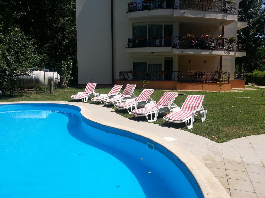Club Topaz Apartments Neptun Kültér fotó
