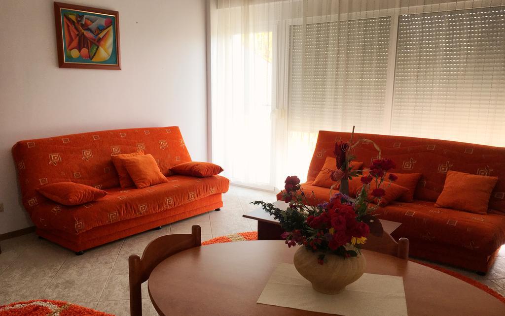 Club Topaz Apartments Neptun Kültér fotó