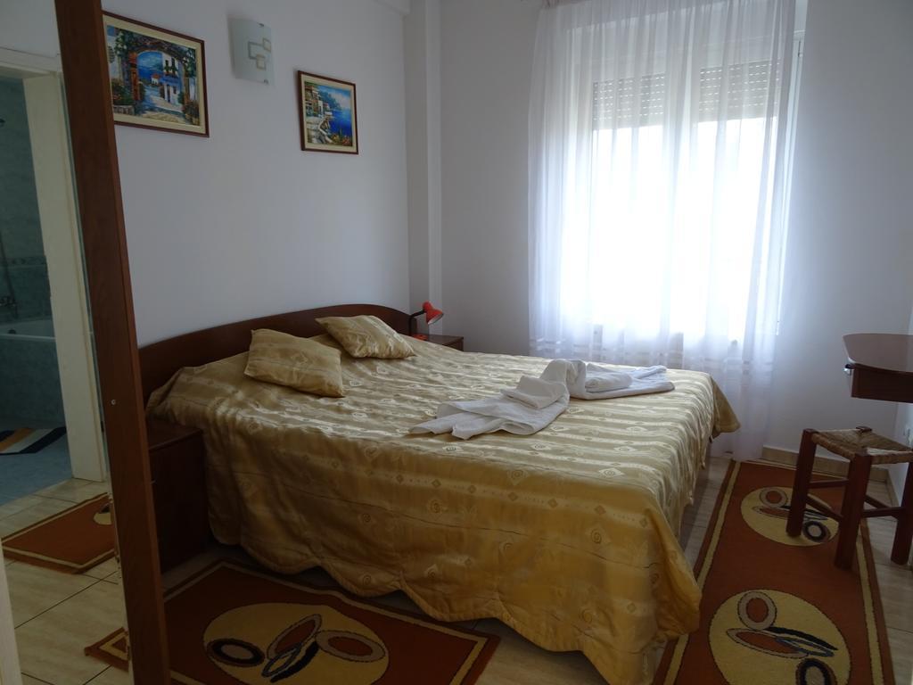 Club Topaz Apartments Neptun Kültér fotó