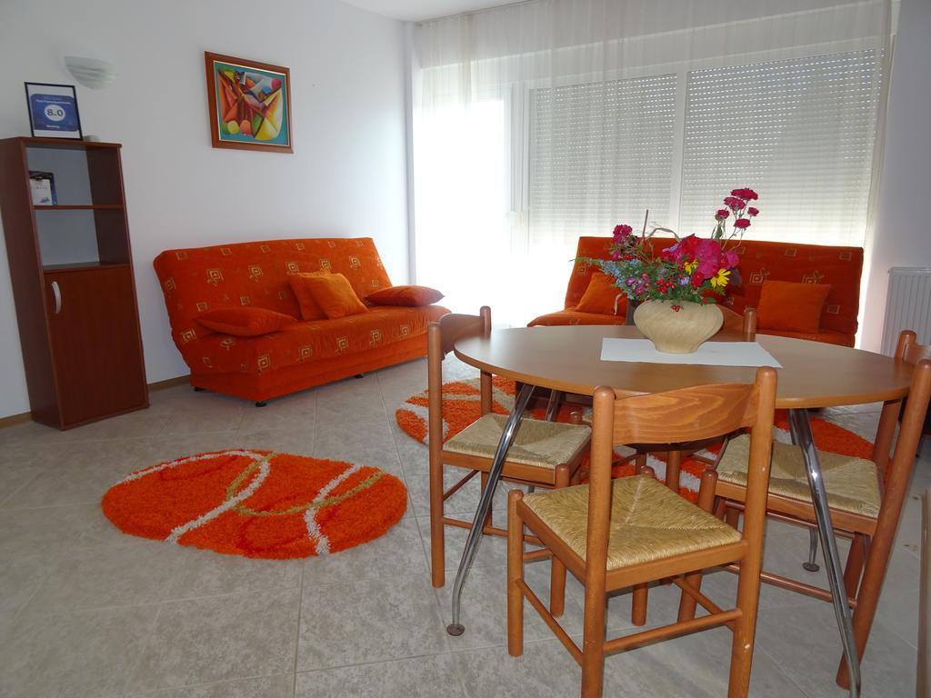 Club Topaz Apartments Neptun Kültér fotó